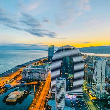 Seaside Vip Hotel Batumi Exteriör bild