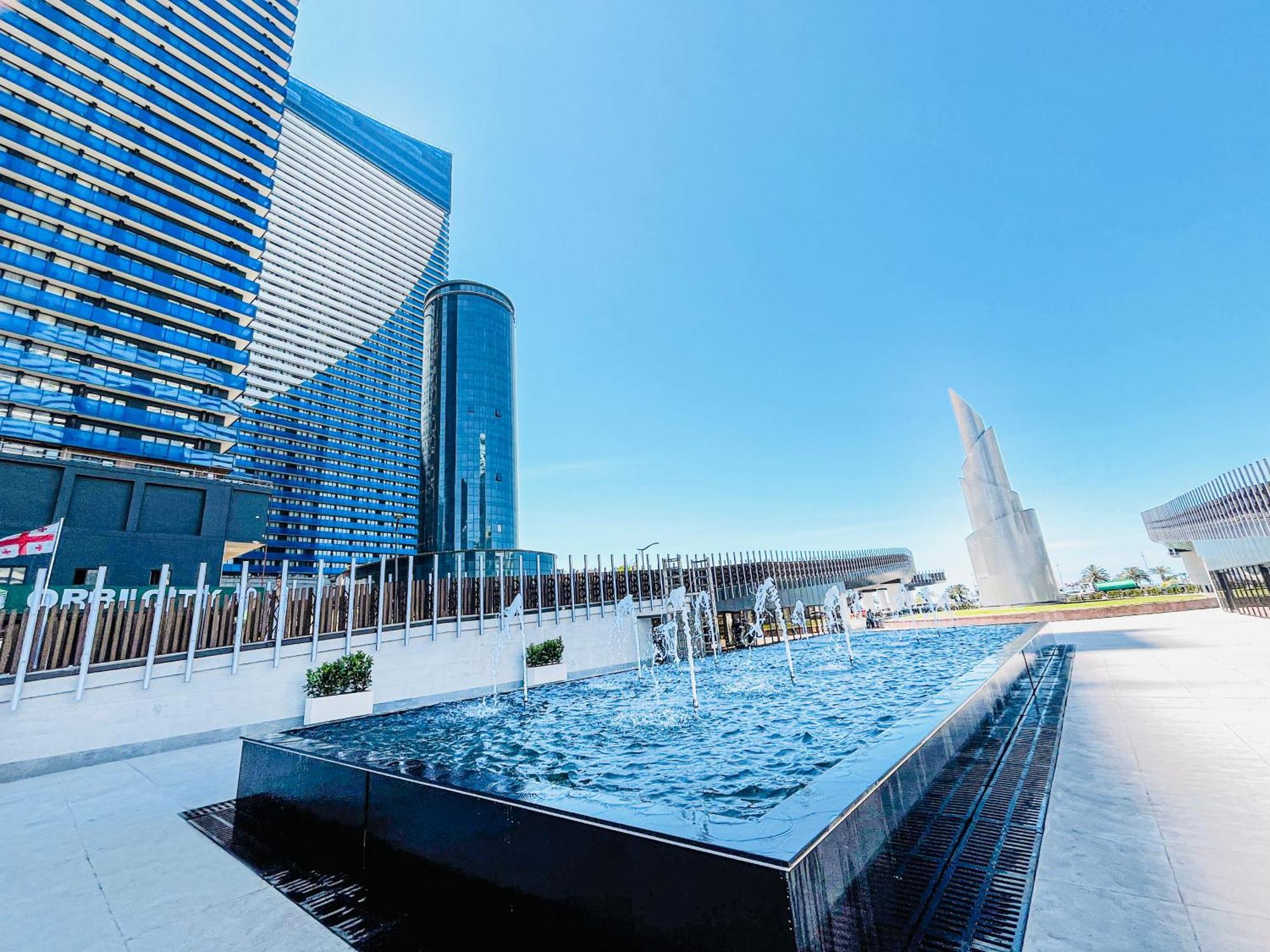 Seaside Vip Hotel Batumi Exteriör bild
