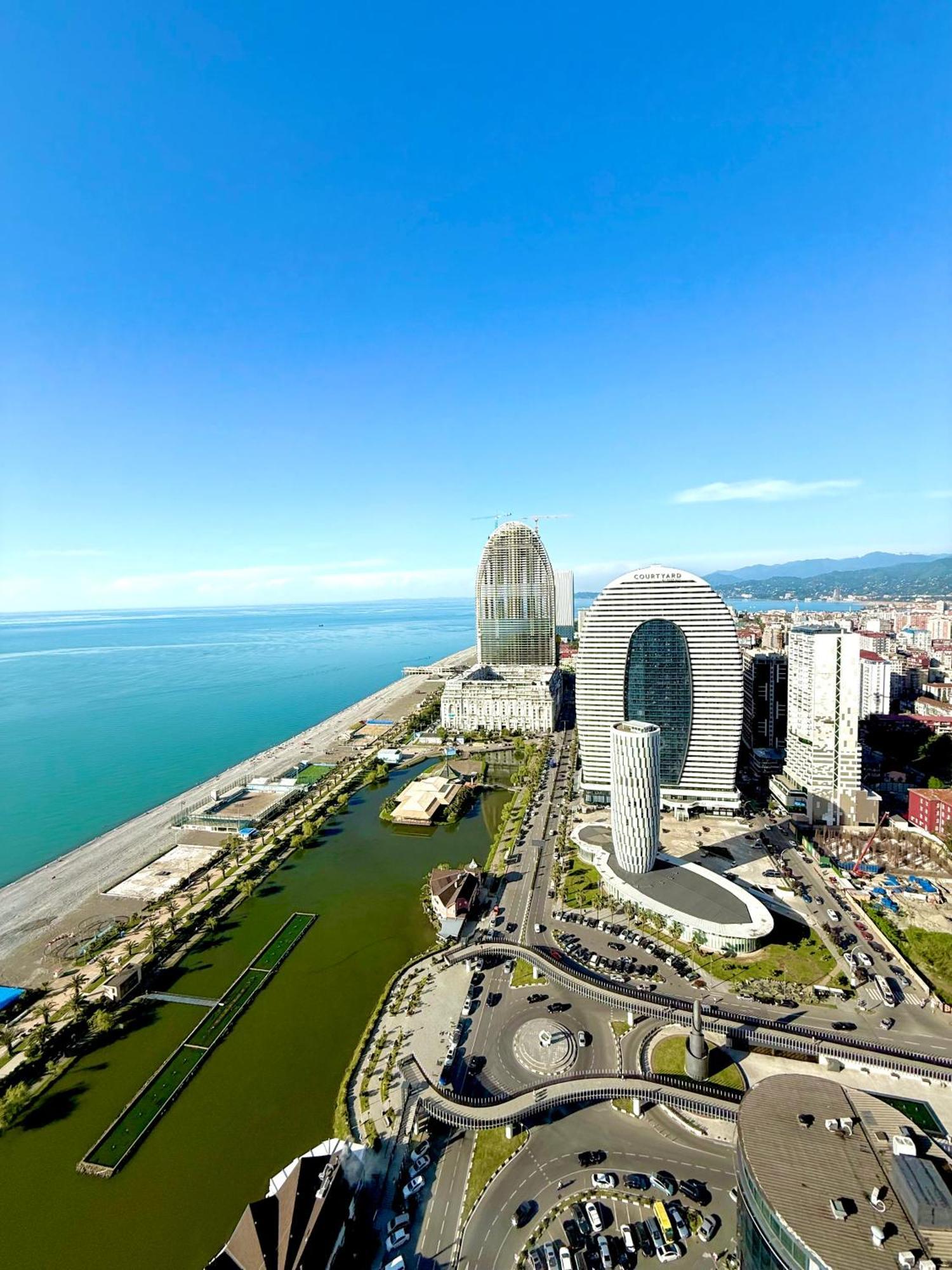Seaside Vip Hotel Batumi Exteriör bild